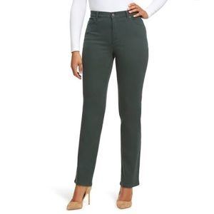 Gloria Vanderbilt Amanda original slimming jean 12